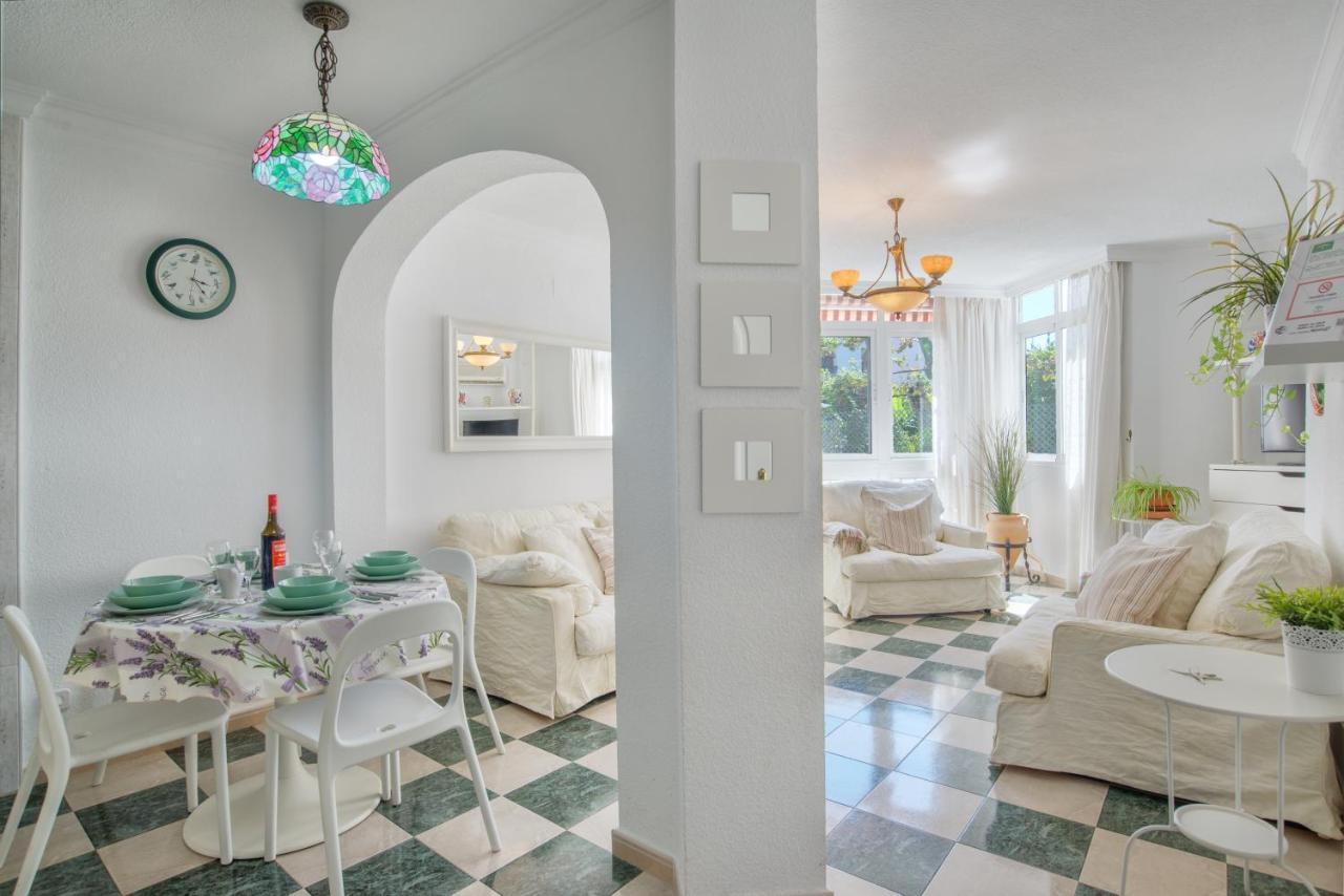 Apartamento De Sue - Parking Incluido! ตอร์เรโมลิโนส ภายนอก รูปภาพ